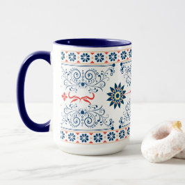 Taza con patrón floral tradicional folklórico