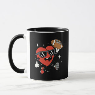 Taza con personaje deportivo de corazón de fútbol