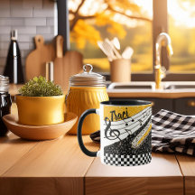 Taza con tema musical de oro personalizada