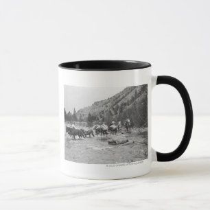 Taza Conducción de mulas del paquete a través de un r