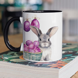 Taza Conejo de Pascua y huevos de pascua de verano en c