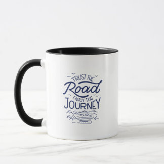 Taza Confía En La Carretera Disfruta Del Viaje