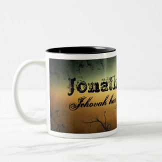Taza conocida con el fondo y las fuentes del