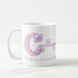 Taza conocida del monograma de la flor C del