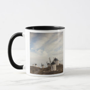 Taza Consuegra, antiguos molinos de viento de La Mancha