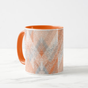 Taza Coral, naranja, beige, zigzag con textura gris.