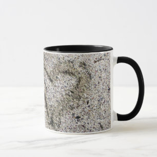Taza Corazón romántico en foto de la arena
