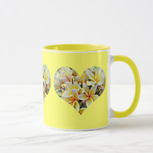 Taza Corazones blancos y amarillos del Plumeria en