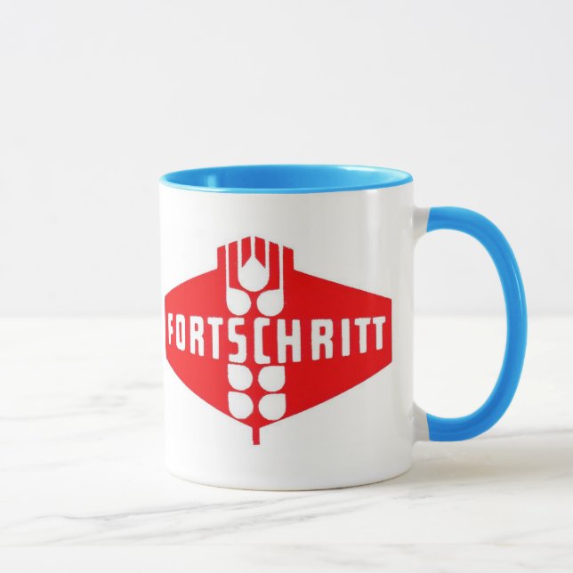 Taza Cosechadora de Fortschritt E516 del (Derecha)