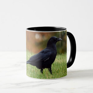 Taza Crow In Grass