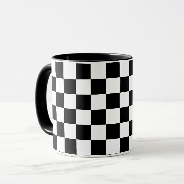 Taza Cuadrados de juego de ajedrez en blanco y negro (Anverso izquierdo)