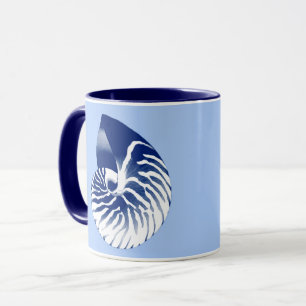 Taza Cubierta de Nautilus - marina, blanca y azul claro