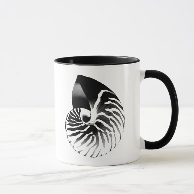 Taza Cubierta de Nautilus - negro, gris y blanco (Derecha)