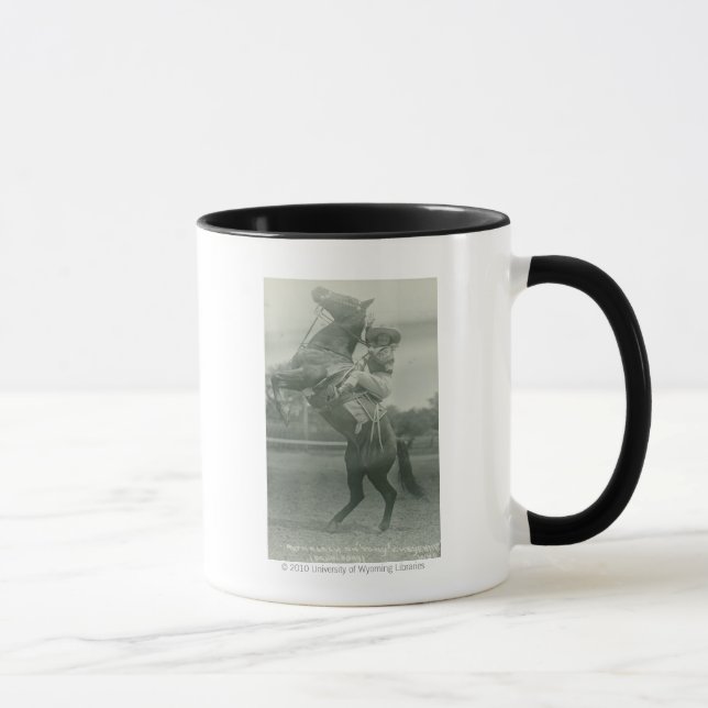 Taza Cucaracha de Ruth en Tony, Cheyenne, Wyoming (Derecha)