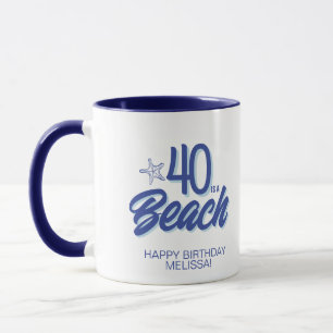 Taza Cumpleaños en la playa con estilo trendy dibujado