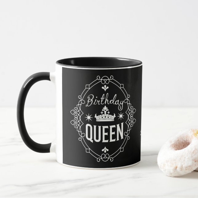Taza Custom Elegant Birthday Queen Typography Black (Con donut)