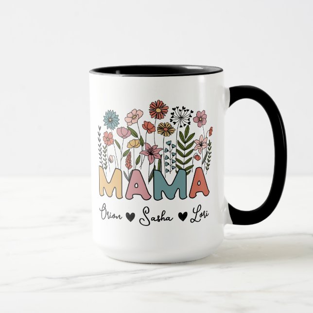 Taza Custom Mama Mug Featuring Her Kids' Names (Derecha)