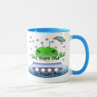 Taza Cute aliens verdes del espacio exterior con nave e