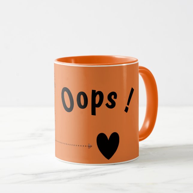 Taza Cute Bear “Oops!” Orange Mug – Kawaii Bear Coffee  (Anverso derecho)