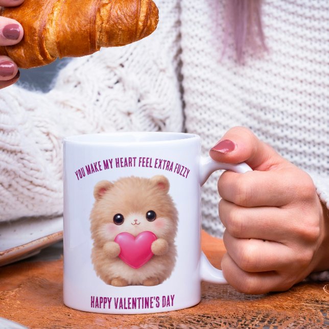 Taza Cute Fuzzy Valentine Character Holding Heart  (Subido por el creador)