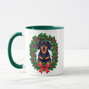 Taza Dachshund de Navidad con Corona de Pino Festiva