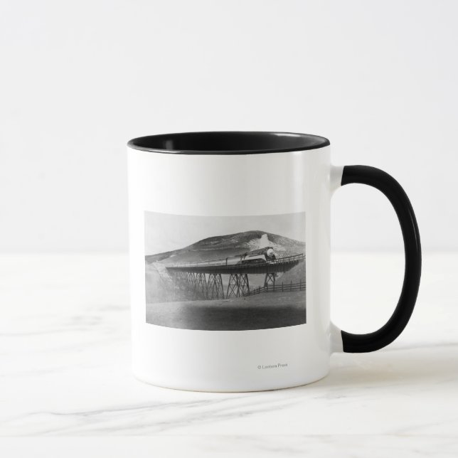 Taza Daylight Limited Railway sobre Tressel (Derecha)