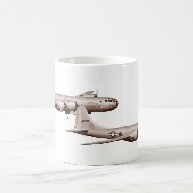 Taza de B-29 Superfortress (Centro)