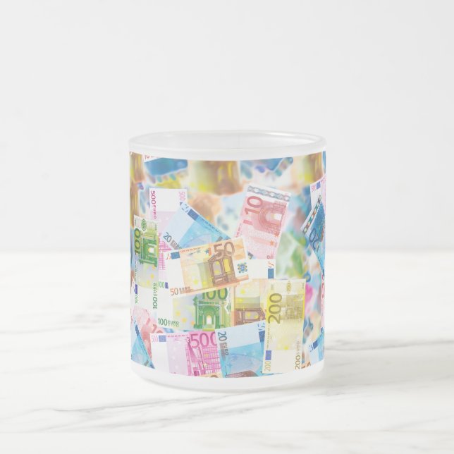 Taza de banquero con billetes de banco (Centro)