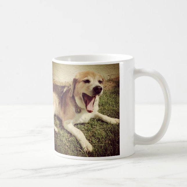 Taza de bostezo del perro (Derecha)