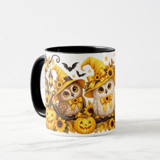 Taza de búhos de Halloween amarillos con calabazas