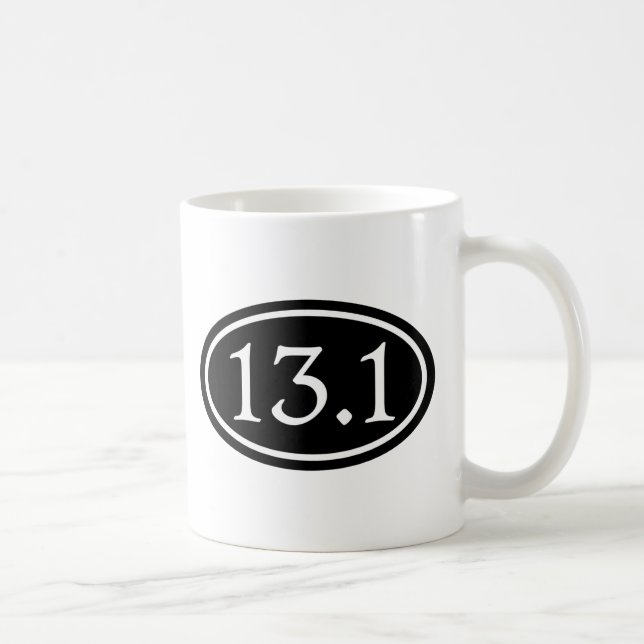 Taza De Café 13,1 medio óvalo del negro del maratón (Derecha)