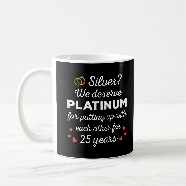 Taza De Café 25 Aniversario Boda I - Pareja Graciosa de Plata (Izquierda)