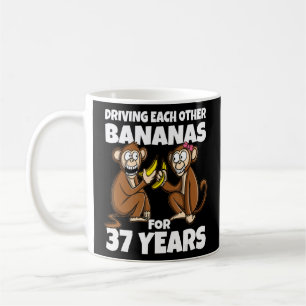 Taza De Café 37° Aniversario Boda conduciendo hacia el otro ban