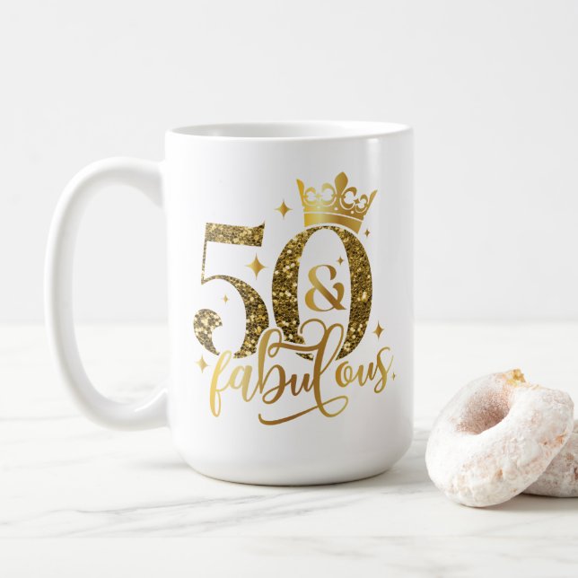 Taza De Café 50 y fabuloso cumpleaños del jitemer de oro (Con donut)