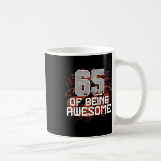 Taza De Café 65 años de ser impresionante Sketll cumpleaños 65