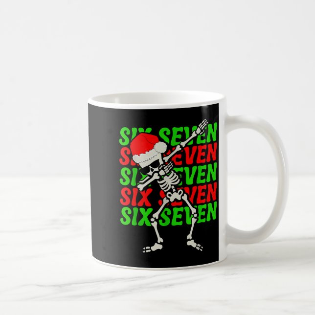 Taza De Café 67 Christmas Funny Six Seven Meme Brainrot Dabbing (Derecha)