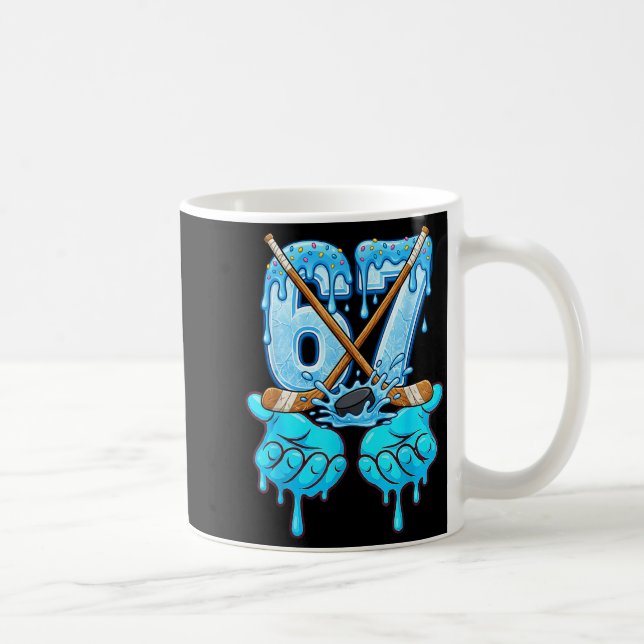 Taza De Café 67 Ice Cream Drip Hockey Gen Alpha Slang Six Seven (Derecha)