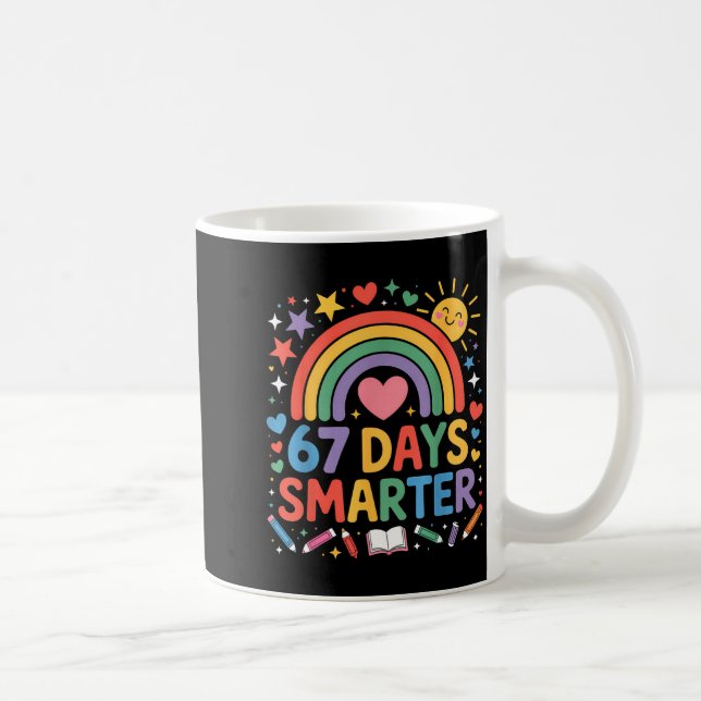 Taza De Café 67th Day Of School Meme 67 Days Smarter Rainbow Ki (Derecha)