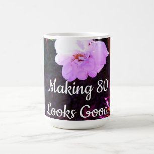 Taza De Café 80 Cita Una Rosa Frente Parte Trasera Foto