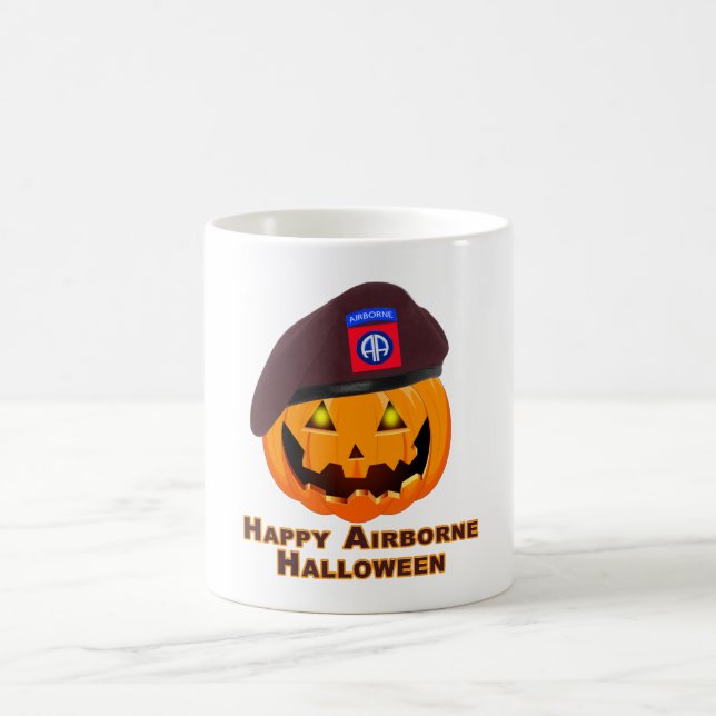 Taza De Café 82ª División Aérea - ¡Feliz Halloween Airborne! (Centro)