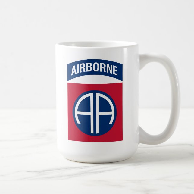 Taza De Café 82ª División Aérea Insignia Veterano Militar (Derecha)