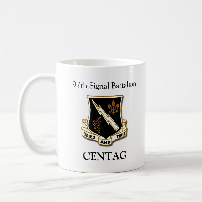 Taza De Café 97.o Bn de la señal. Veterano (Izquierda)