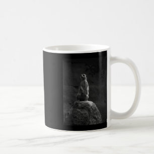 Taza De Café A Meerkat En Una Roca A Los Amantes De La Naturale