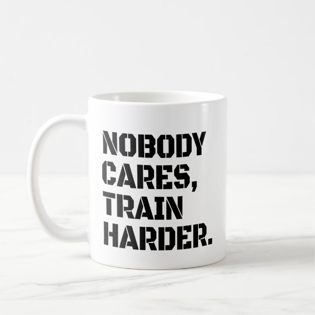 Taza De Café A nadie le importa el duro tren (Izquierda)