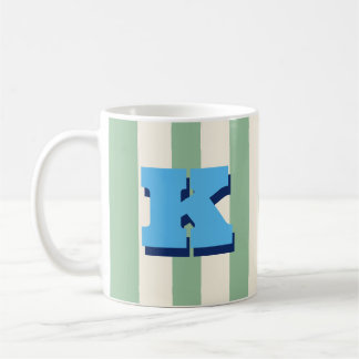 Taza de café a rayas personalizada con inicial en 
