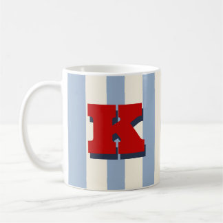 Taza de café a rayas personalizada con inicial en 