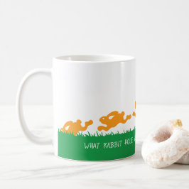 Taza De Café Abajo la alfombra del agujero del conejo