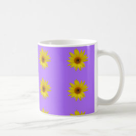 Taza De Café Abeja sobre girasol amarillo en morado