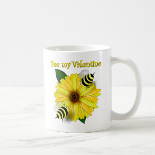 Taza De Café Abejas Melíferas Reuniéndose en Flor Amarilla