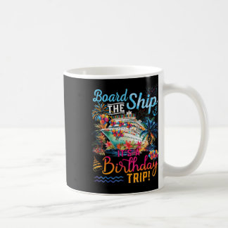 Taza De Café Aborda El Barco Es Un Crucero De Viaje De Cumpleañ